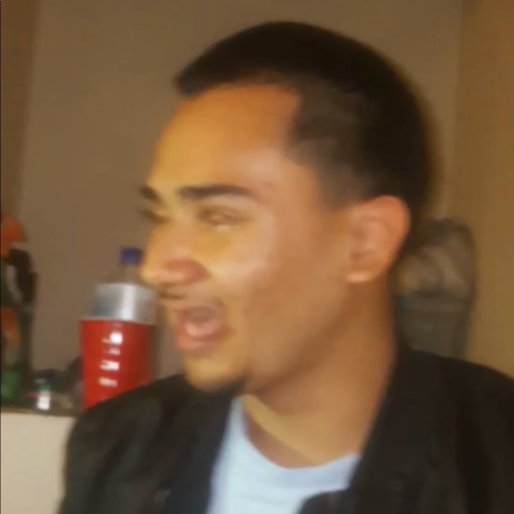 Meet your Posher, Luis